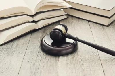Судебное взыскание задолжености